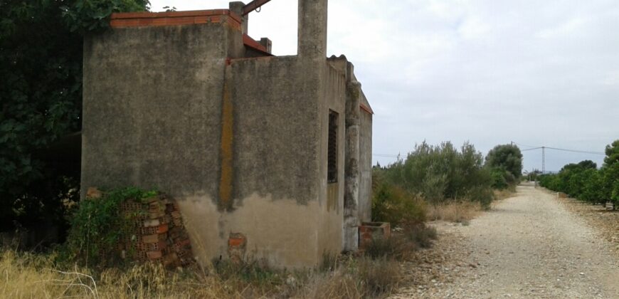 FINCA EN VINARÒS CON LUZ Y AGUA DE POZO PROPIO