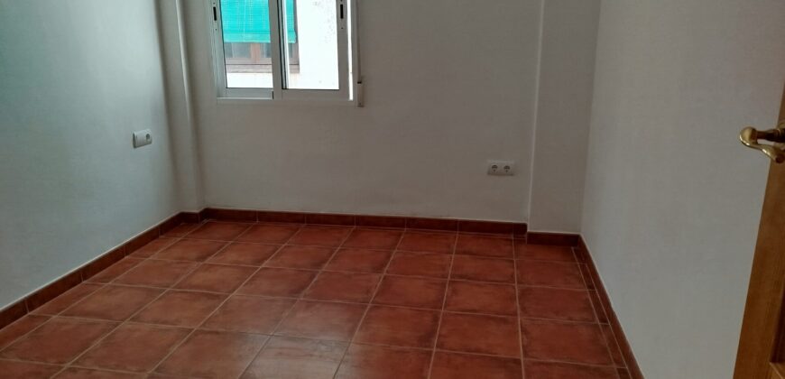 PISO EN PLENO CENTRO