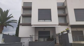 CASA PAREADA EN COSTA NORTE
