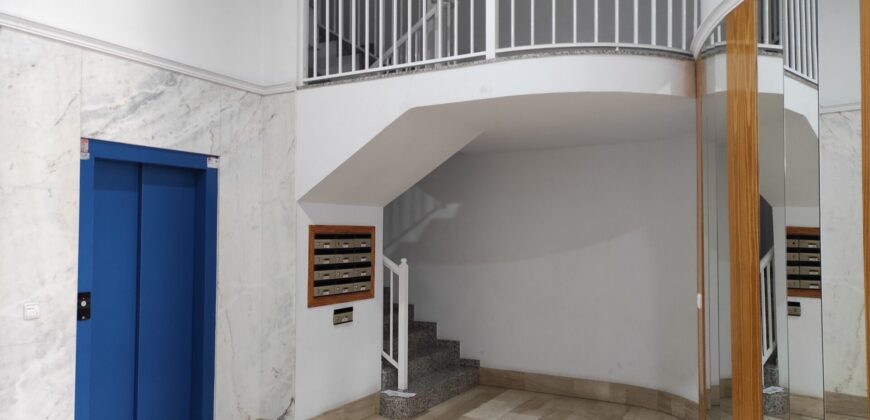 PISO EN PLENO CENTRO
