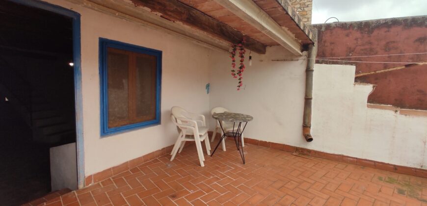 CASA EN LA JANA