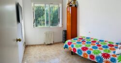 CASA ADOSADA A POCOS MINUTOS DE LA PLAYA Y CENTRO