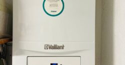 CASA ADOSADA A POCOS MINUTOS DE LA PLAYA Y CENTRO