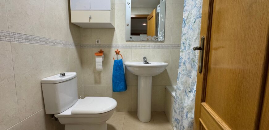 PISO A ESCASOS METROS DE LA PLAYA