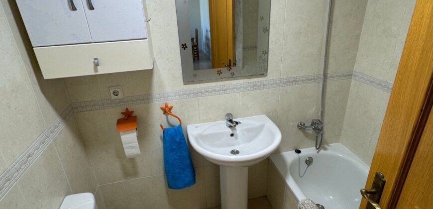 PISO A ESCASOS METROS DE LA PLAYA