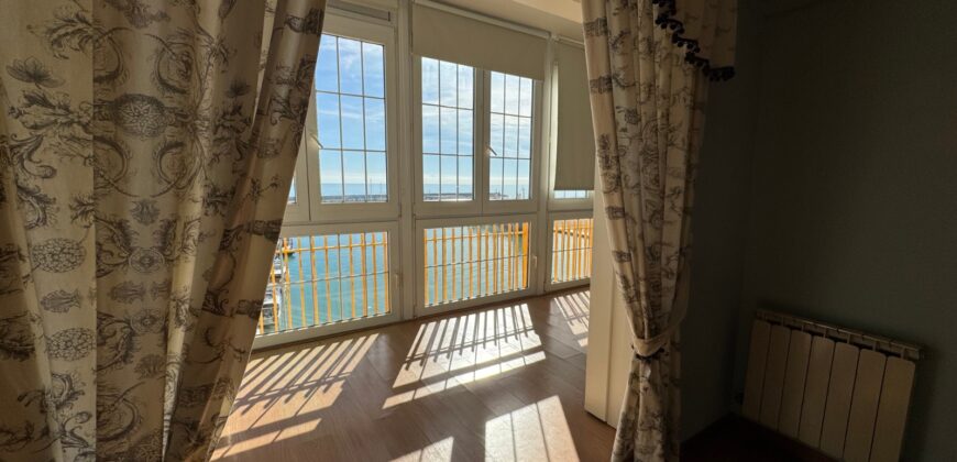 PISO PRIMERA LÍNEA DE MAR