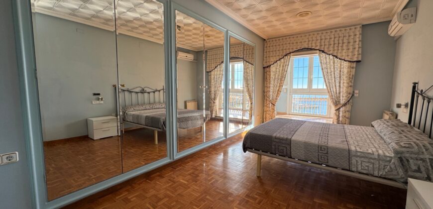 PISO PRIMERA LÍNEA DE MAR