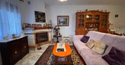 CHALET CON 7757 M² DE PARCELA