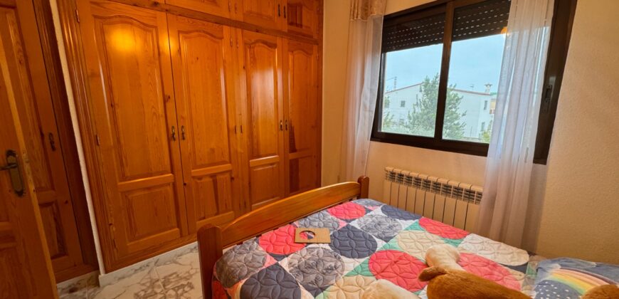 CHALET CON 7757 M² DE PARCELA