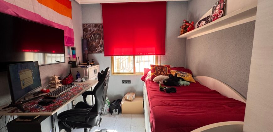 CASA ADOSADA EN VINAROS