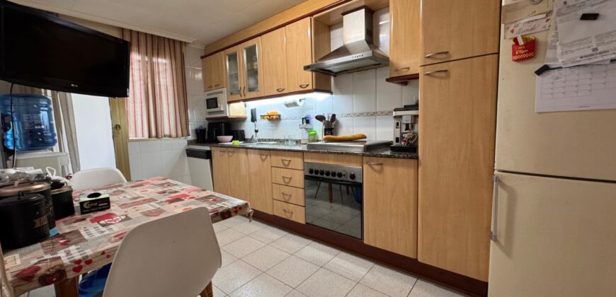 CASA ADOSADA EN VINAROS