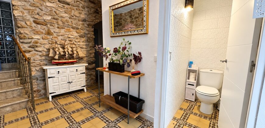 CASA REFORMADA EN PLENO CENTRO