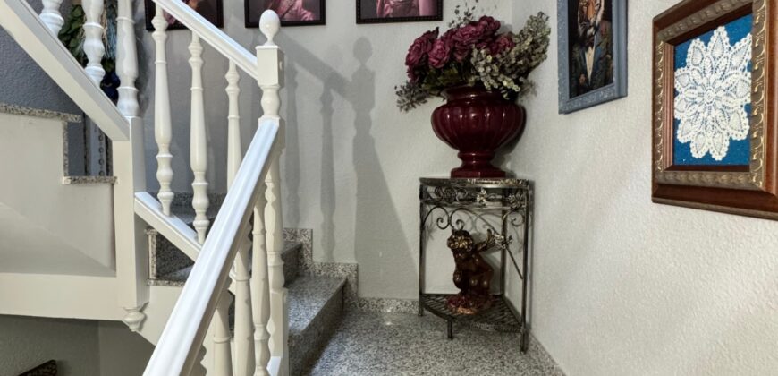 CASA EN PLENO CENTRO A 200M DE LA PLAYA