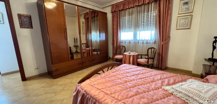 CHALET INDEPENDIENTE EN BENICARLO