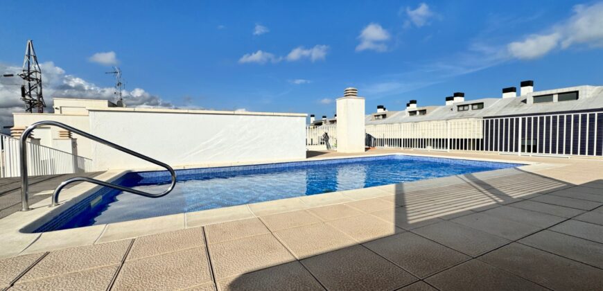 PISO CON PISCINA COMUNITARIA