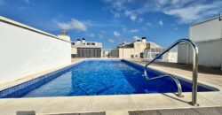 PISO CON PISCINA COMUNITARIA