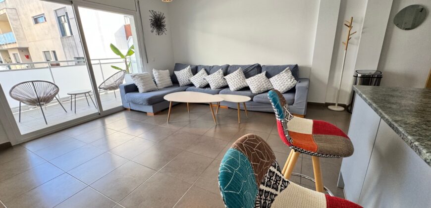 PISO CON PISCINA COMUNITARIA
